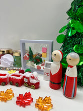 Load image into Gallery viewer, Santa Sensory Play Kit

