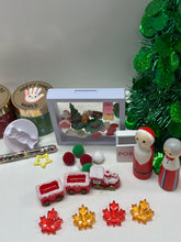 Load image into Gallery viewer, Santa Sensory Play Kit
